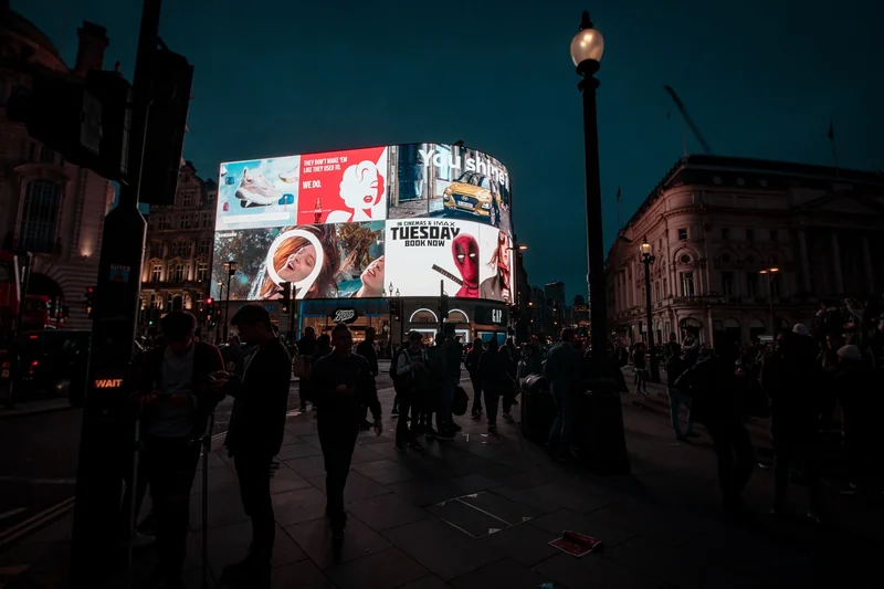 Les types d'enseignes lumineuses qui marchent à Nantes
